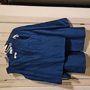TRAVIS AYERS Two piece  Blouse and  Jacket  size 14 100% silk.